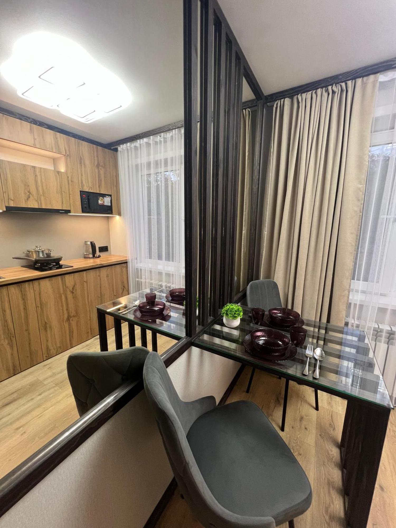 Apartment лободы 33 *